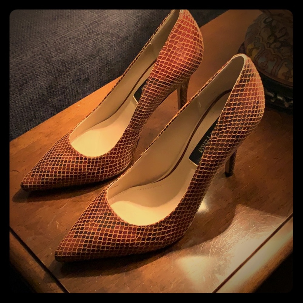 White House Black Market Shoes